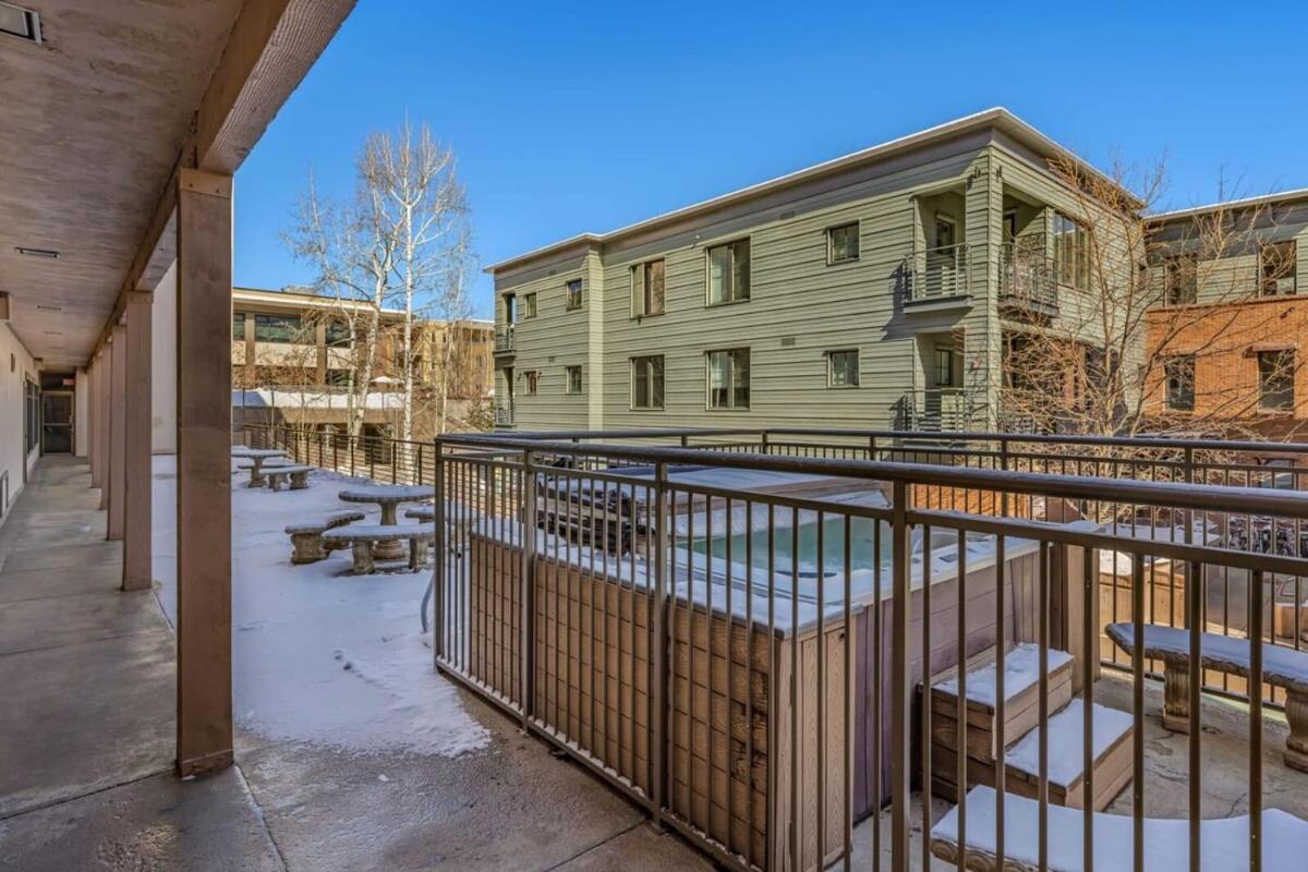 New Listing 2Br 2Ba Condo - Mountain Views Aspen Eksteriør bilde