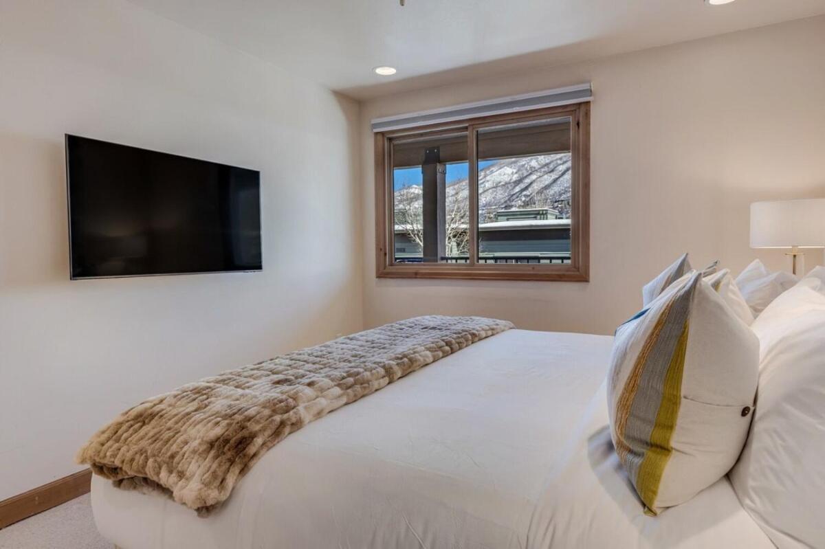 New Listing 2Br 2Ba Condo - Mountain Views Aspen Eksteriør bilde